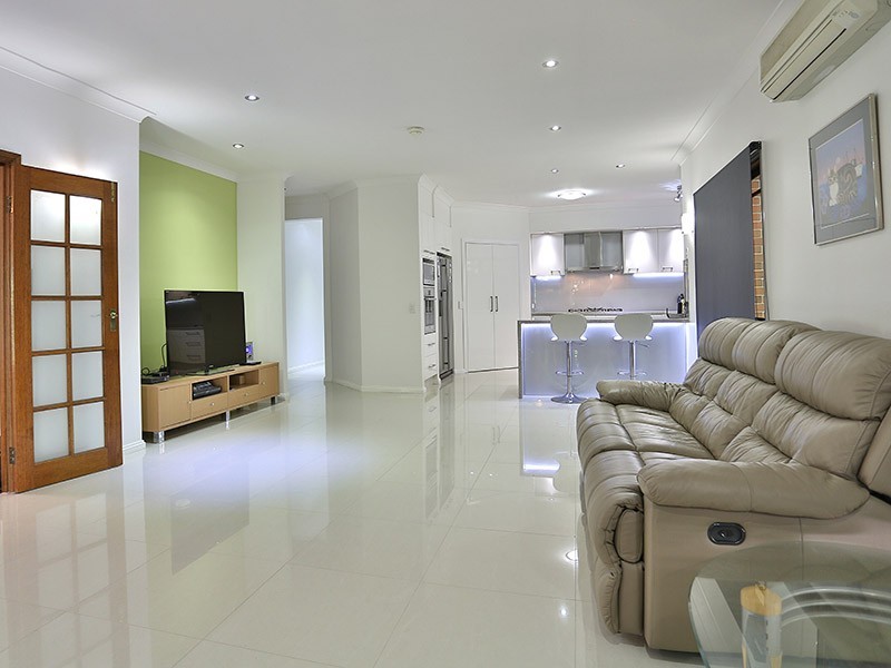 10 Habitat Place, Bridgeman Downs QLD 4035