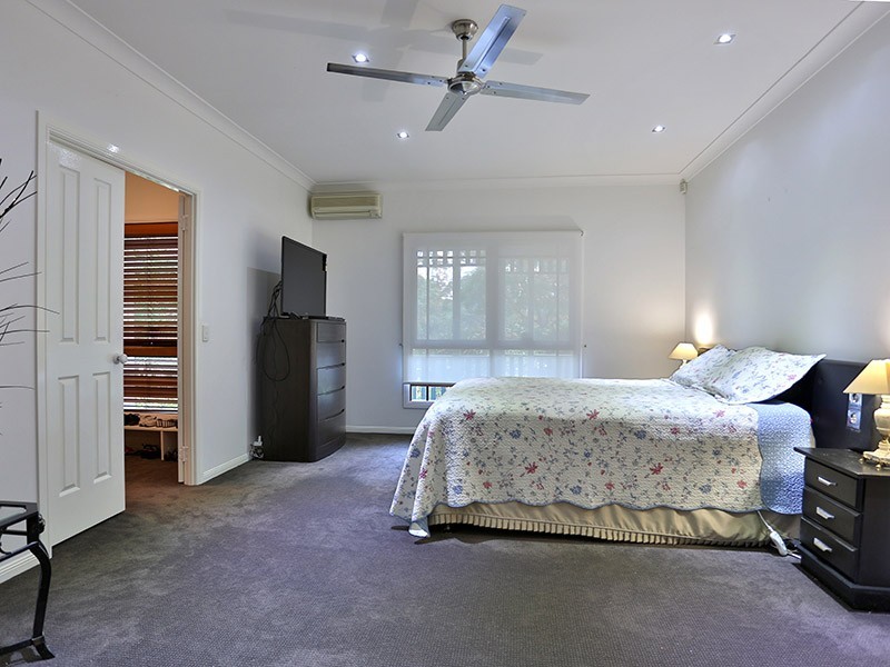 10 Habitat Place, Bridgeman Downs QLD 4035