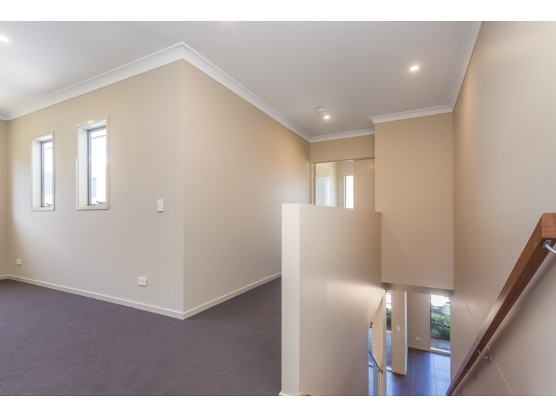 2 Outlook Crescent, Bridgeman Downs QLD 4035