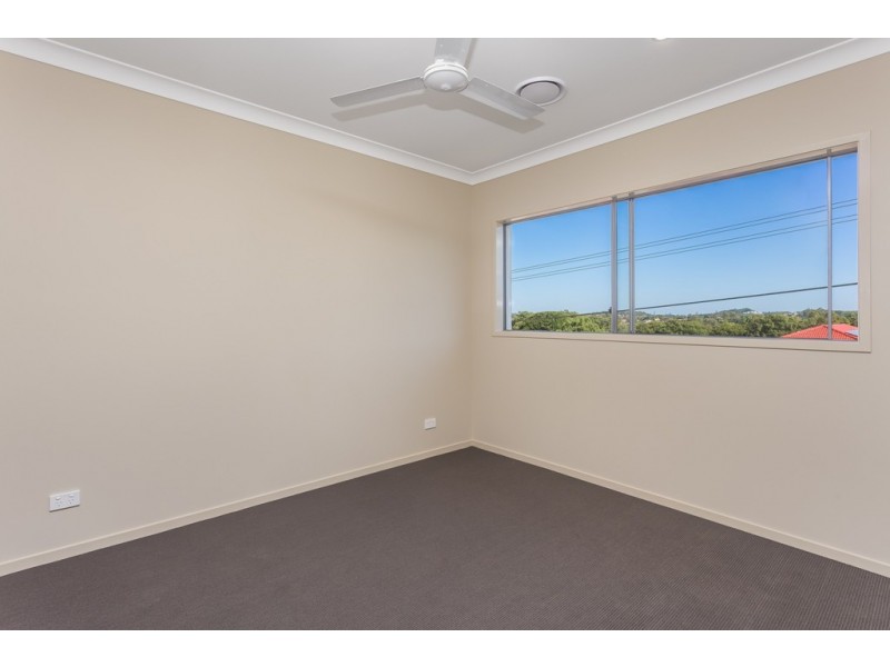 2 Outlook Crescent, Bridgeman Downs QLD 4035