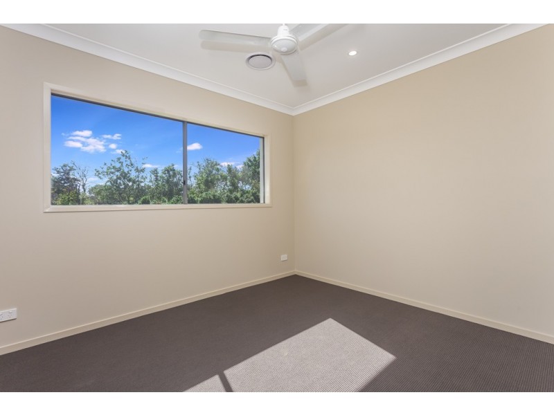 2 Outlook Crescent, Bridgeman Downs QLD 4035