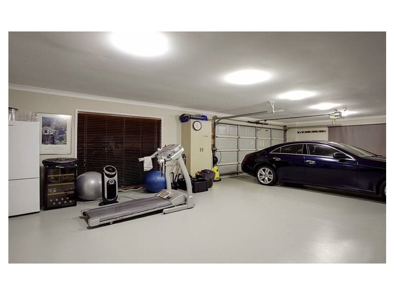 13 Whipbird Court, Cashmere QLD 4500