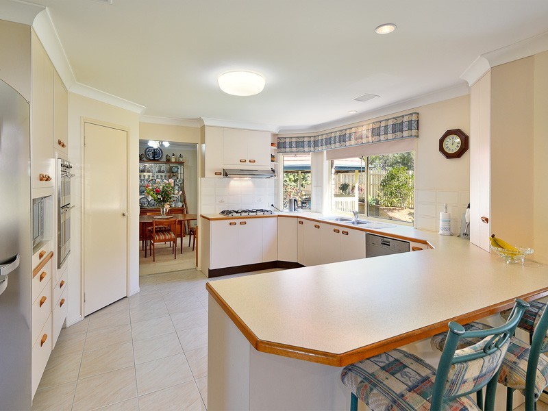 12 Inverness Court, Albany Creek QLD 4035