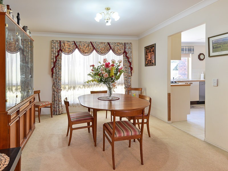 12 Inverness Court, Albany Creek QLD 4035