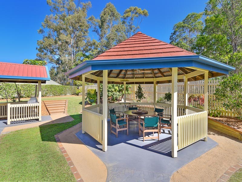 12 Inverness Court, Albany Creek QLD 4035