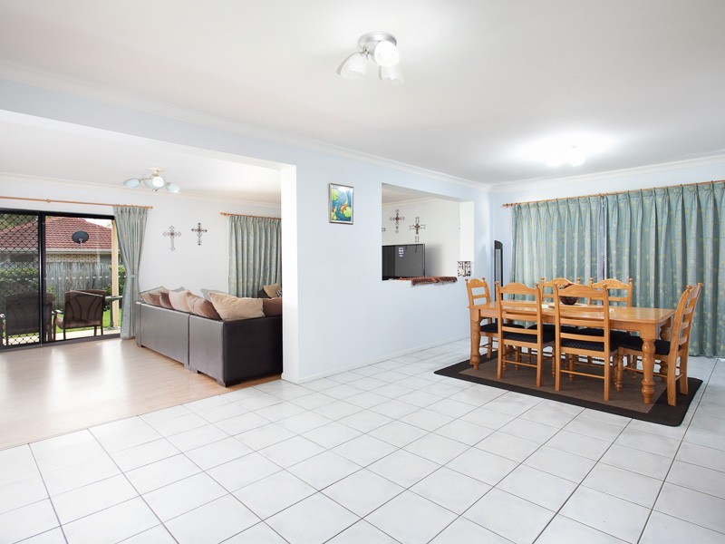 23 Jullyan Street, Albany Creek QLD 4035