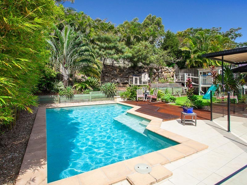 8 Muirfield Court, Albany Creek QLD 4035