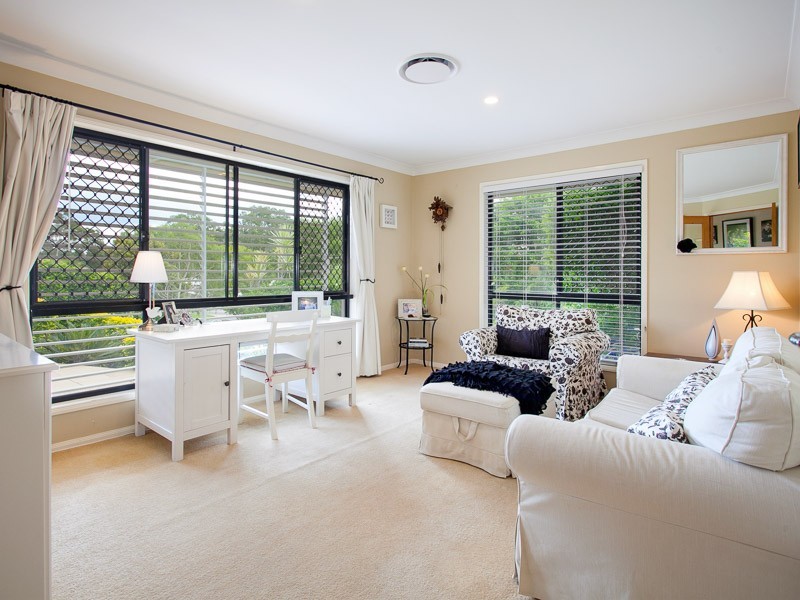 8 Muirfield Court, Albany Creek QLD 4035