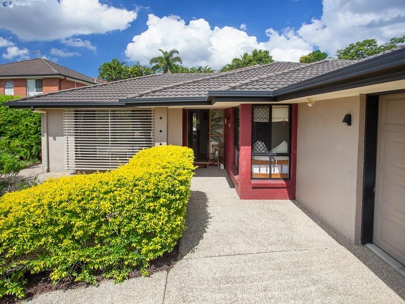 8 Muirfield Court, Albany Creek QLD 4035