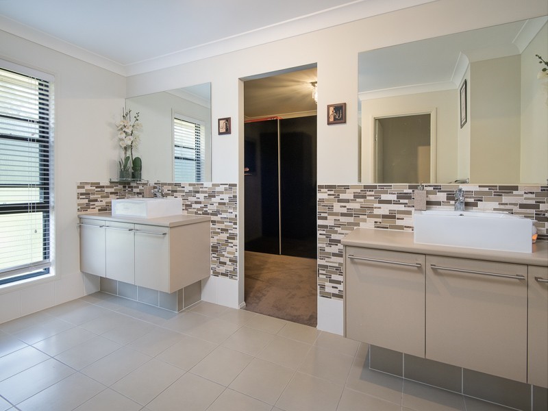 21 Rebecca Crescent, Joyner QLD 4500