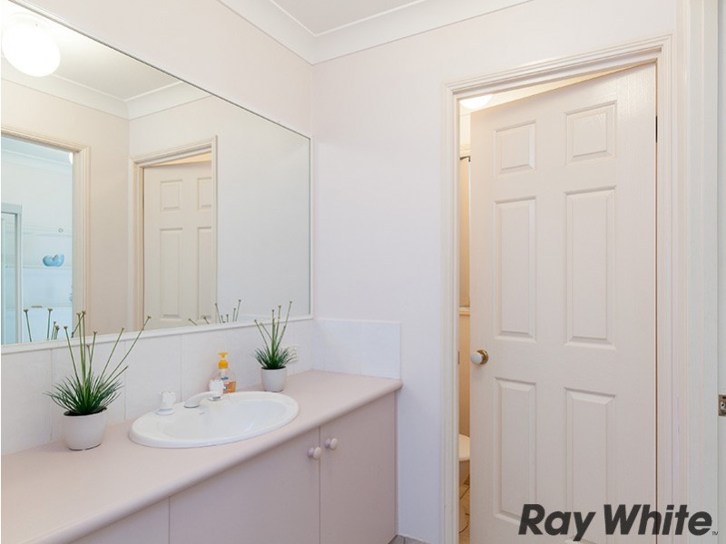 27 Goldberg Place, Bridgeman Downs QLD 4035