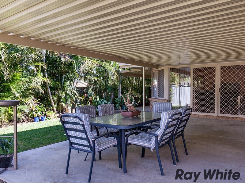 27 Goldberg Place, Bridgeman Downs QLD 4035