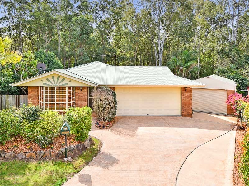 15 Glenside Place, Bridgeman Downs QLD 4035