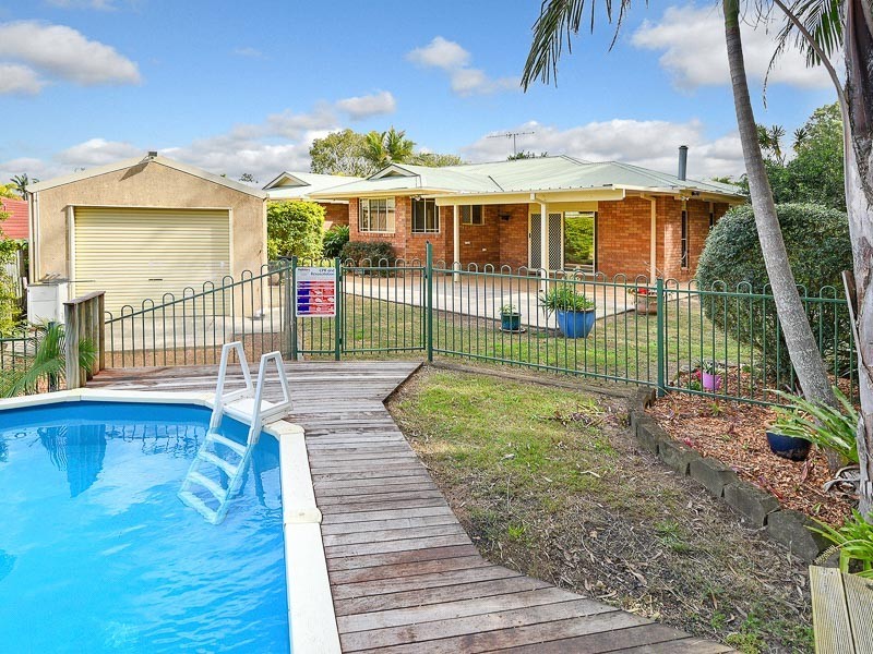 15 Glenside Place, Bridgeman Downs QLD 4035