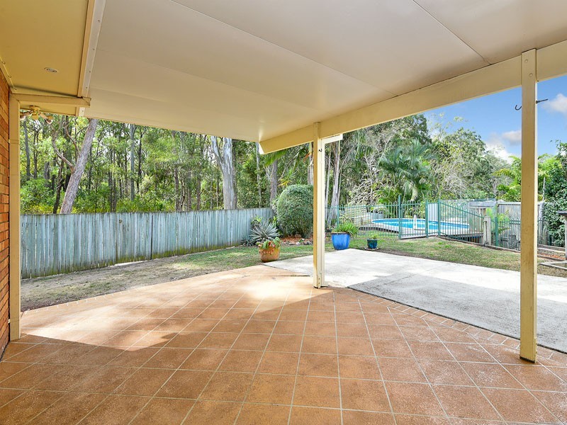 15 Glenside Place, Bridgeman Downs QLD 4035