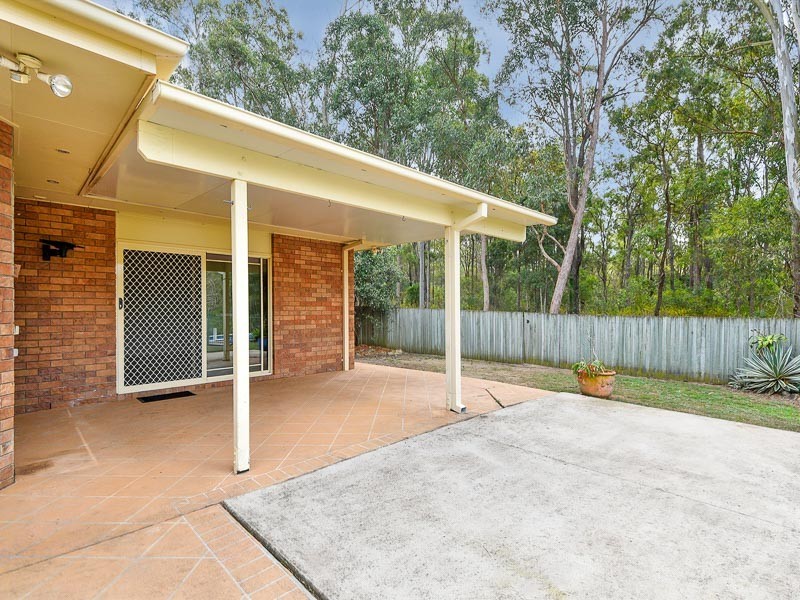 15 Glenside Place, Bridgeman Downs QLD 4035