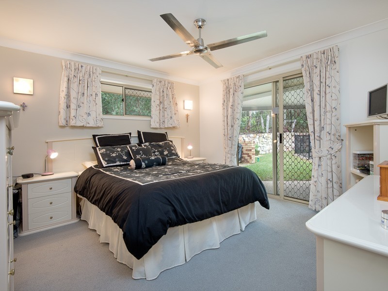 9 Prasada Court, Eatons Hill QLD 4037