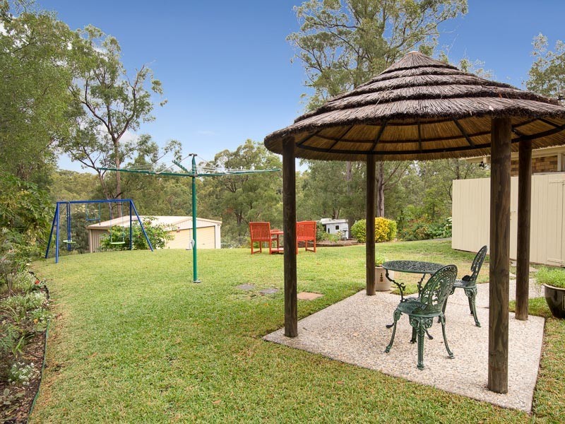 9 Prasada Court, Eatons Hill QLD 4037