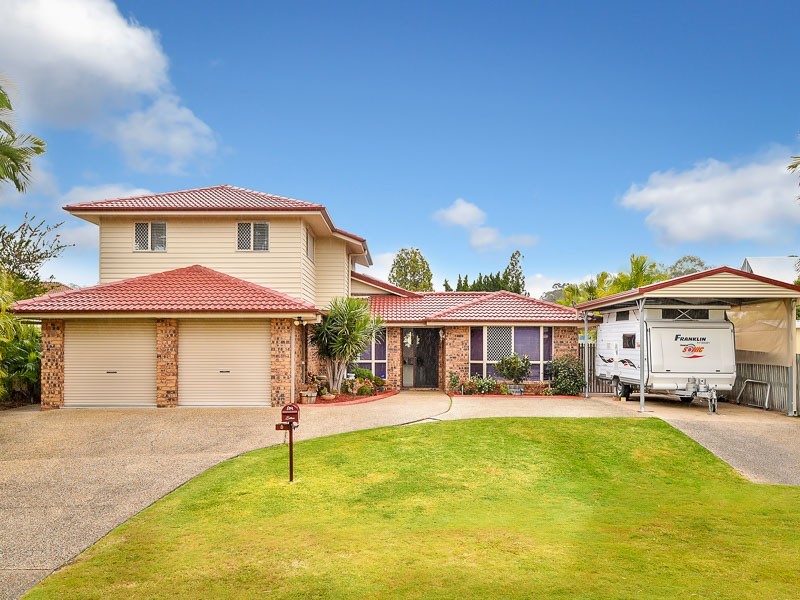 8 Glenside Place, Bridgeman Downs QLD 4035