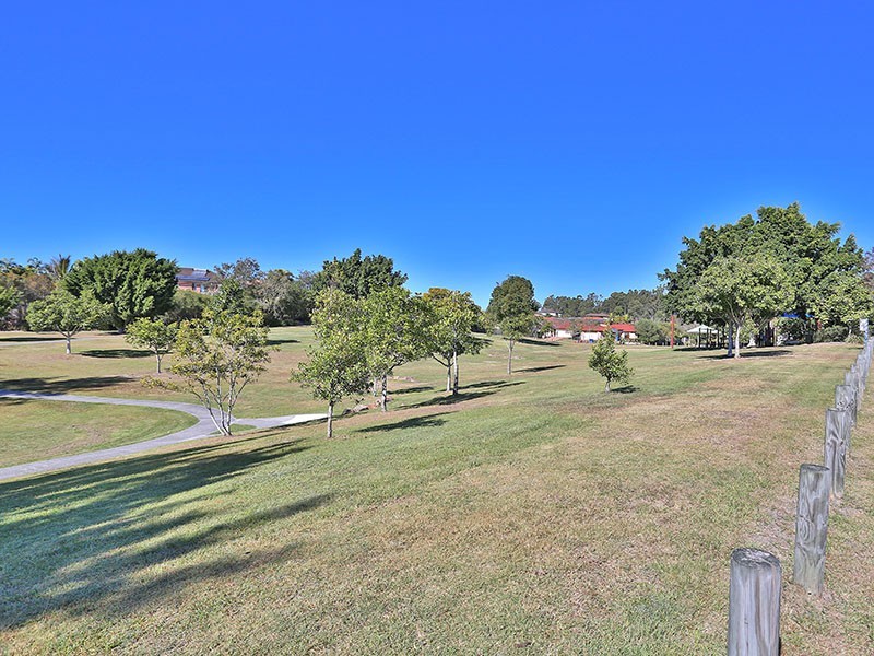 26 Minnelli Place, Mcdowall QLD 4053