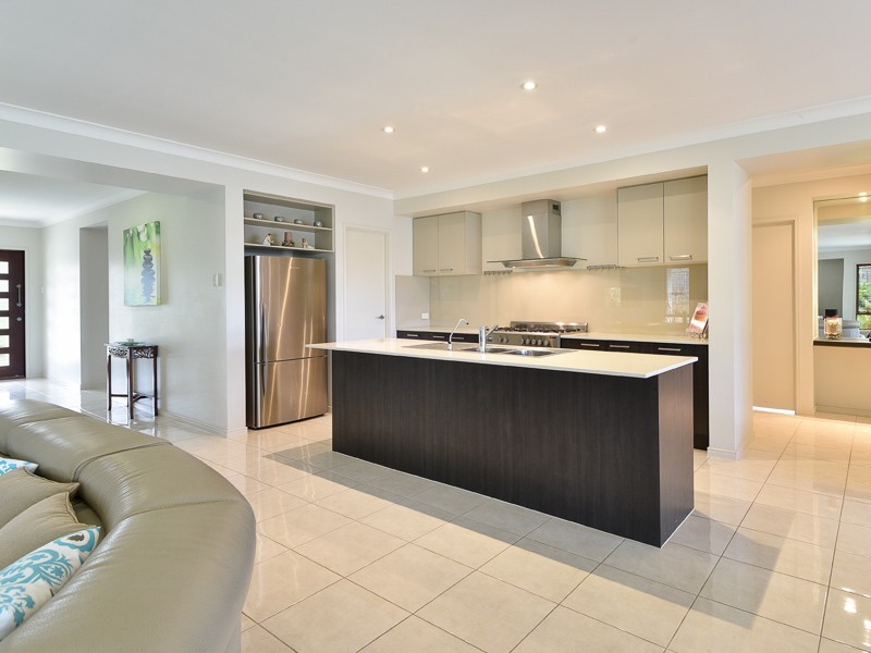 5 Pallas Parade, Warner QLD 4500