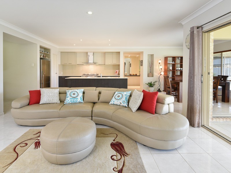 5 Pallas Parade, Warner QLD 4500