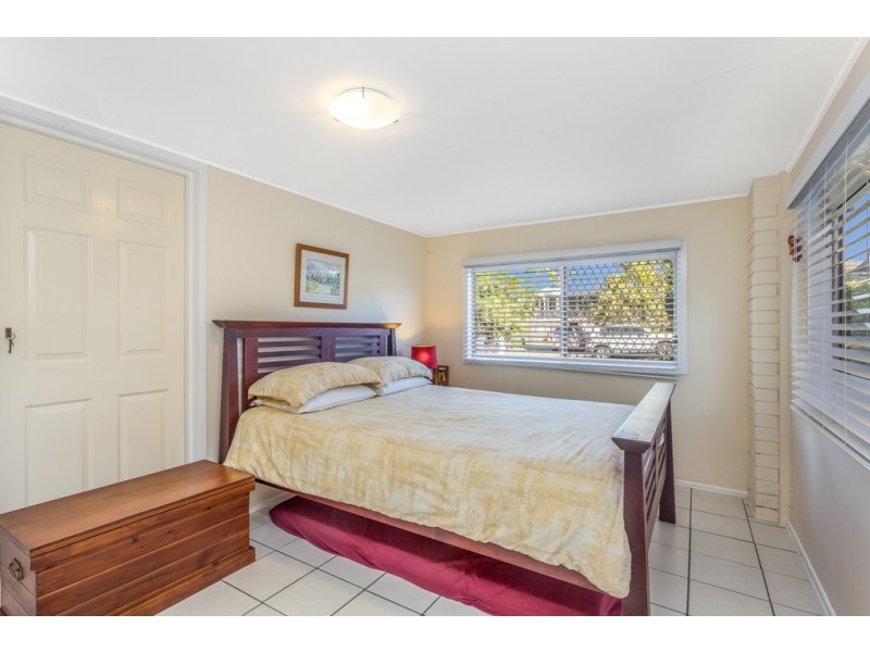 14 Hovea Street, Everton Hills QLD 4053