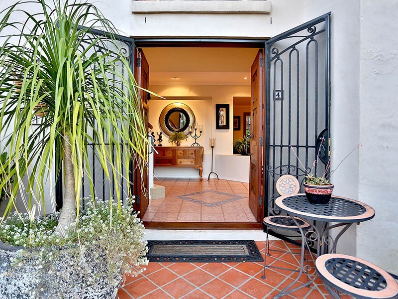 4 Landon Close, Mcdowall QLD 4053