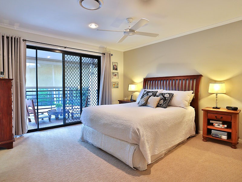 4 Landon Close, Mcdowall QLD 4053