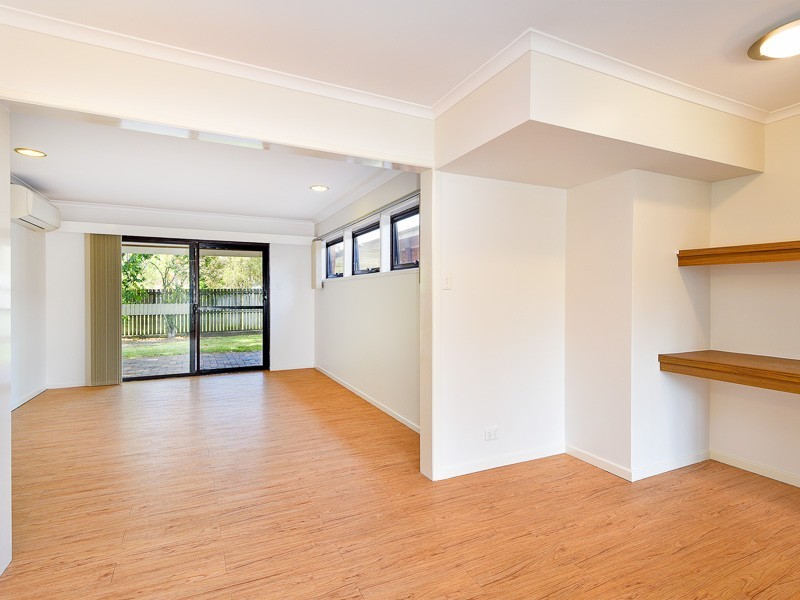 2 Gairdner Place, Aspley QLD 4034