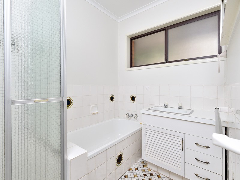 2 Gairdner Place, Aspley QLD 4034