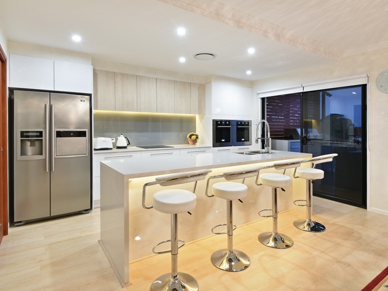 12 Sovereign Place, Bridgeman Downs QLD 4035