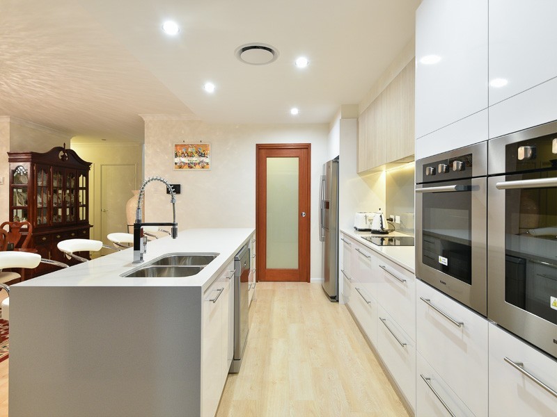 12 Sovereign Place, Bridgeman Downs QLD 4035