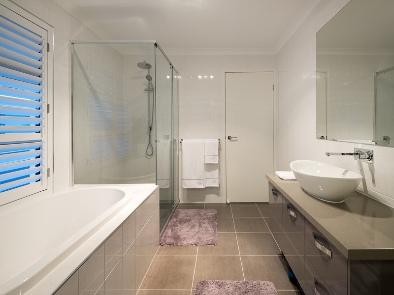 12 Sovereign Place, Bridgeman Downs QLD 4035