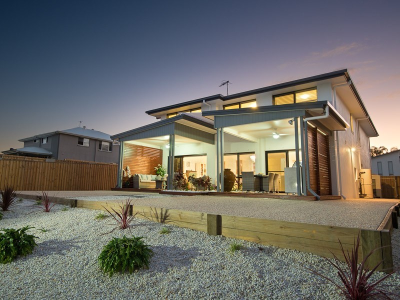 12 Sovereign Place, Bridgeman Downs QLD 4035