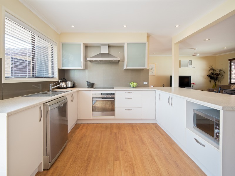 3 Amadeus Place, Aspley QLD 4034