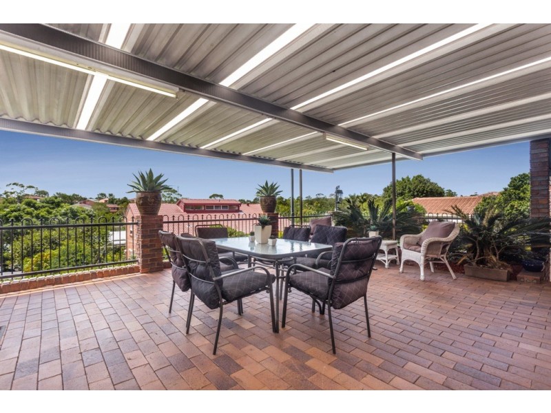 4 Donat Close, Stafford Heights QLD 4053