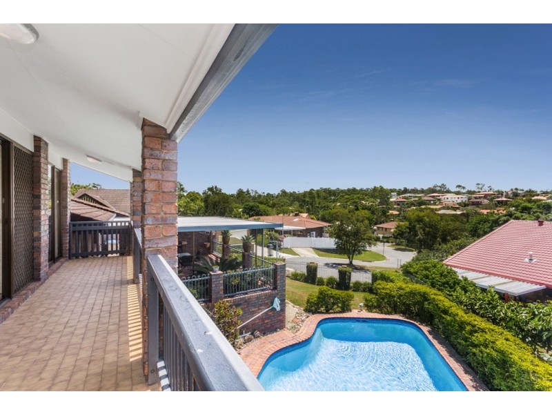 4 Donat Close, Stafford Heights QLD 4053