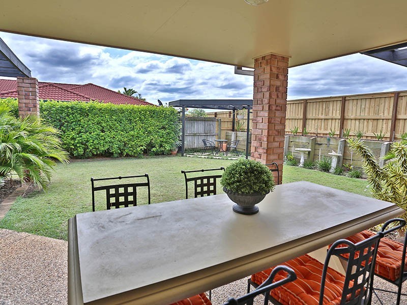 196 Saturn Crescent, Bridgeman Downs QLD 4035