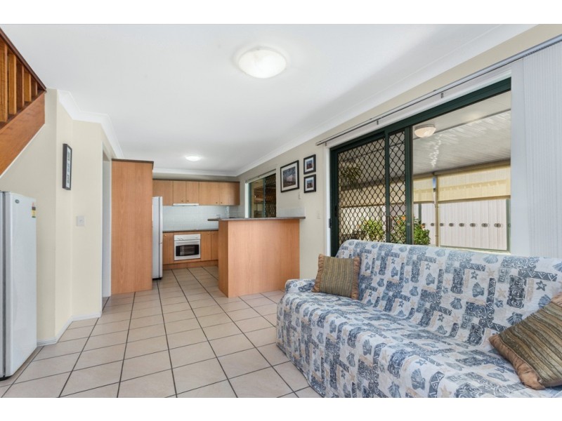 4 Siena Street Aka 4/24 Faheys Road East, Albany Creek QLD 4035