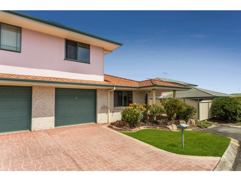 4 Siena Street Aka 4/24 Faheys Road East, Albany Creek QLD 4035