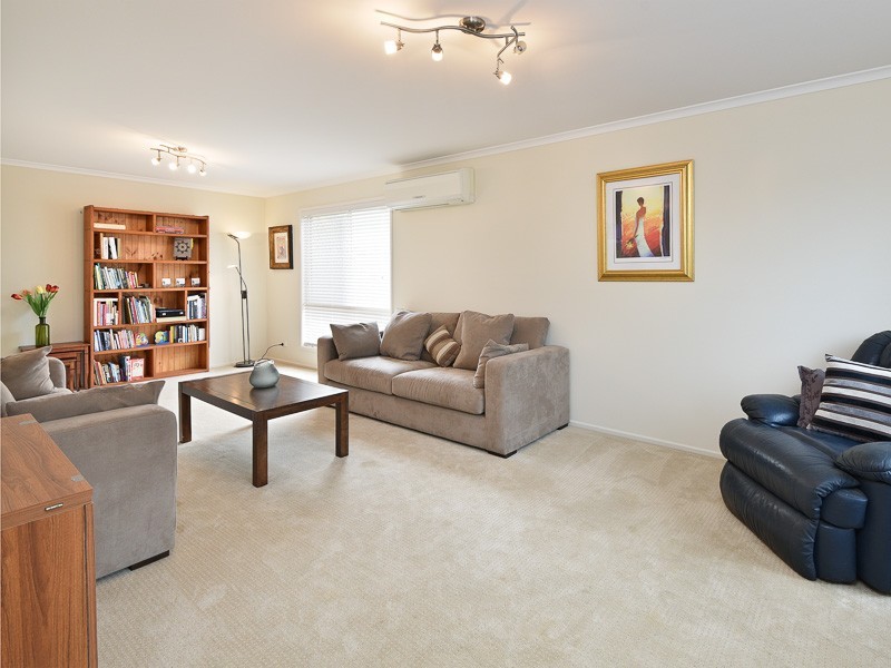 10 Brookland Close, Bridgeman Downs QLD 4035
