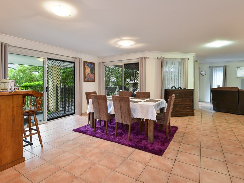 1 Pinehurst Court, Albany Creek QLD 4035