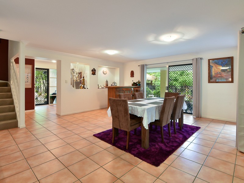 1 Pinehurst Court, Albany Creek QLD 4035