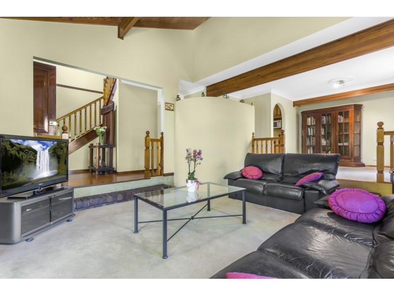 36 Ustinov Crescent, Mcdowall QLD 4053