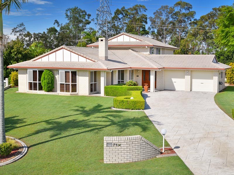 76 Oakmont Crescent, Albany Creek QLD 4035