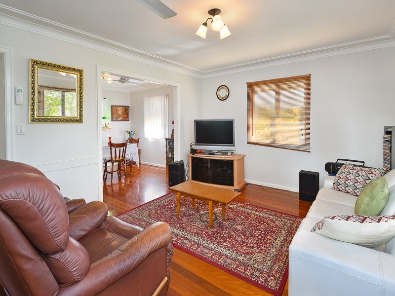 60 Widdop Street, Clayfield QLD 4011