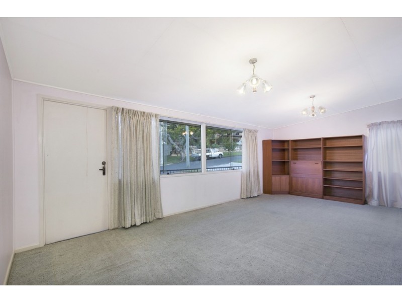 15 Waitara Street, Chermside West QLD 4032