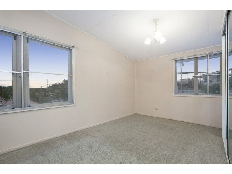 15 Waitara Street, Chermside West QLD 4032