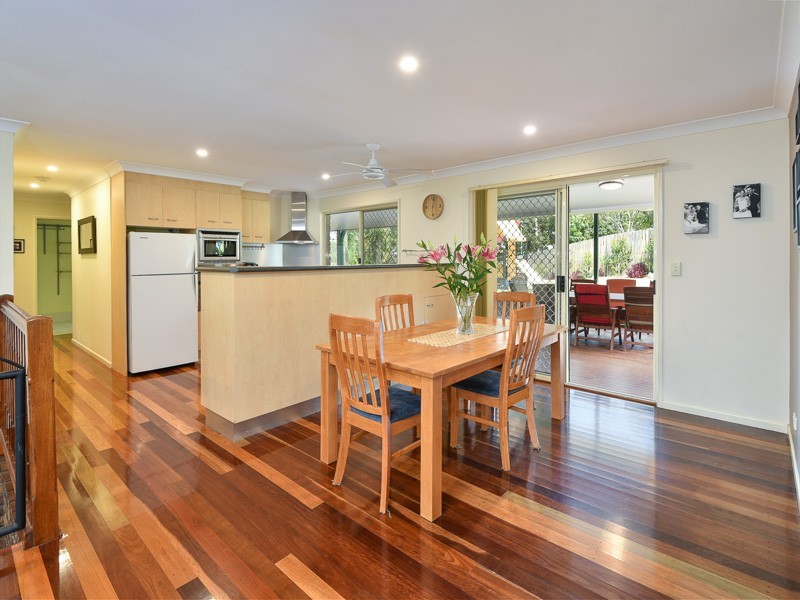 5 Marwood Court, Ferny Hills QLD 4055